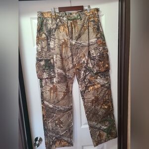 Realtree Men's 6-Pocket Cargo Camo Hunting Pants